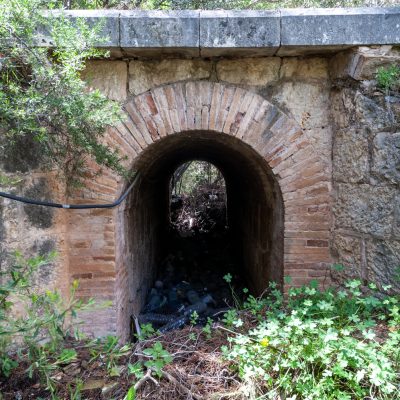 Ponts al camí de Penyes Males