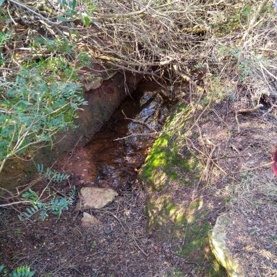 Aljub a la "Cova de Jaume de la pesà"